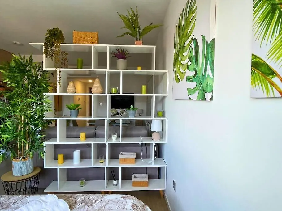 Home4U Apartamento Con Cochera Apartment