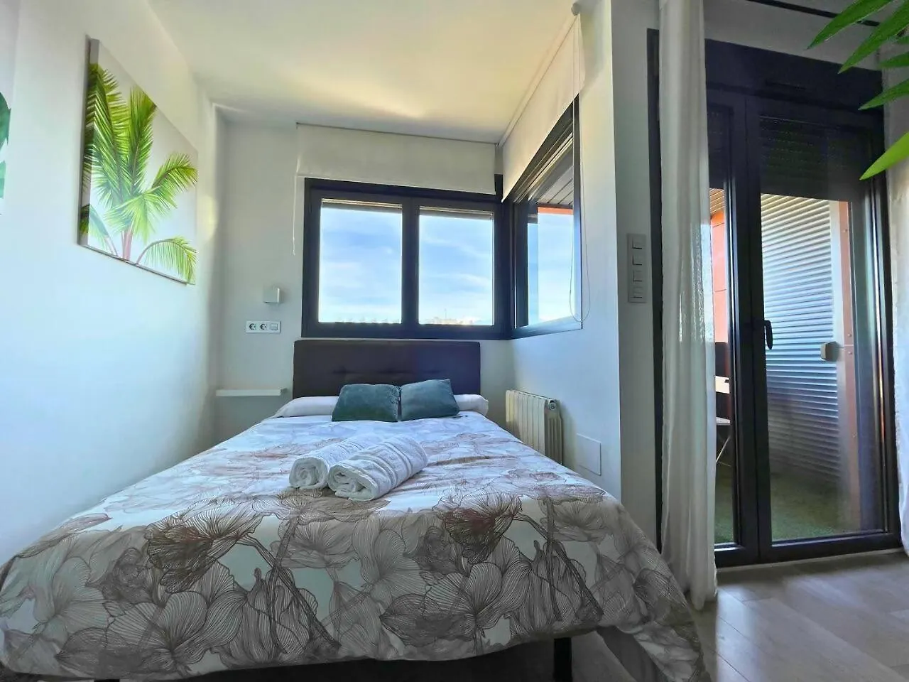 Apartment Home4U Apartamento Con Cochera