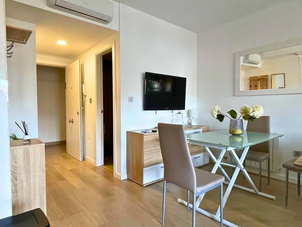 Apartment Home4U Apartamento Con Cochera Granada