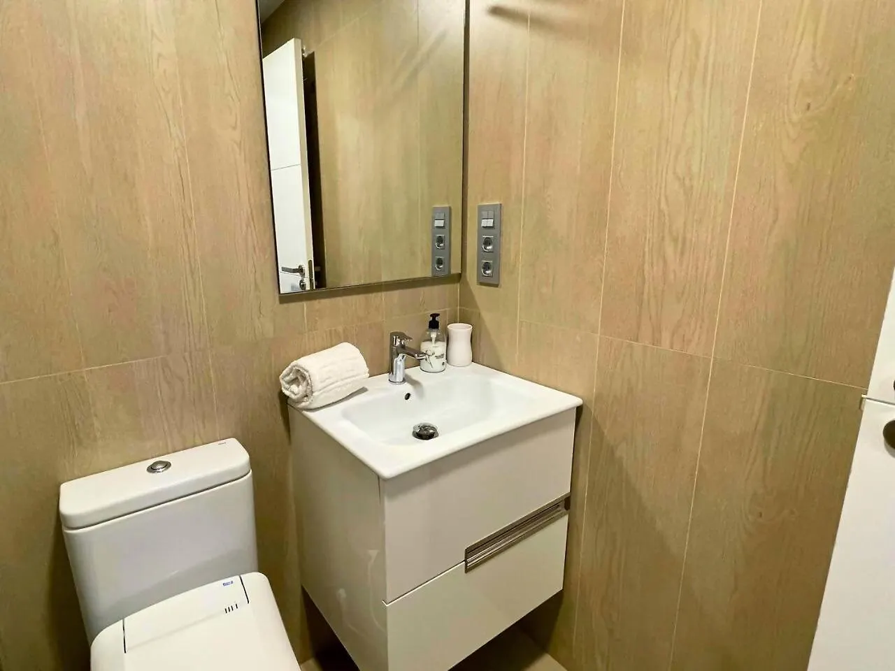 Apartment Home4U Apartamento Con Cochera Granada