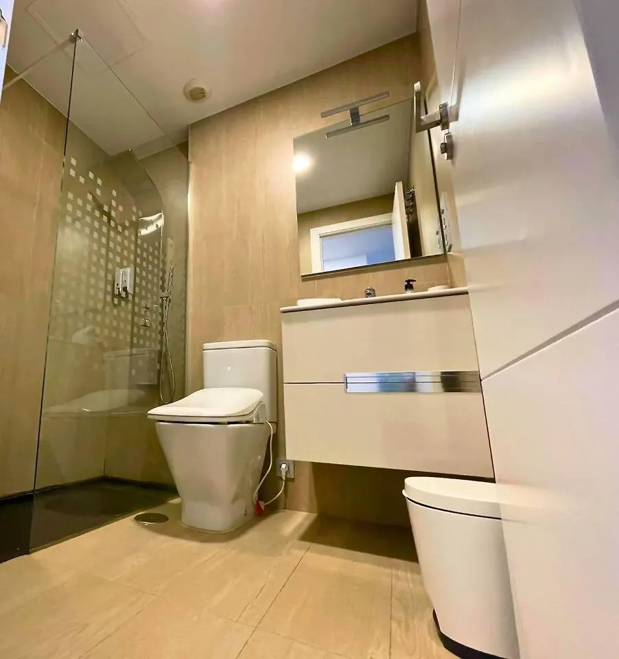 Home4U Apartamento Con Cochera 0*, Granada Spain